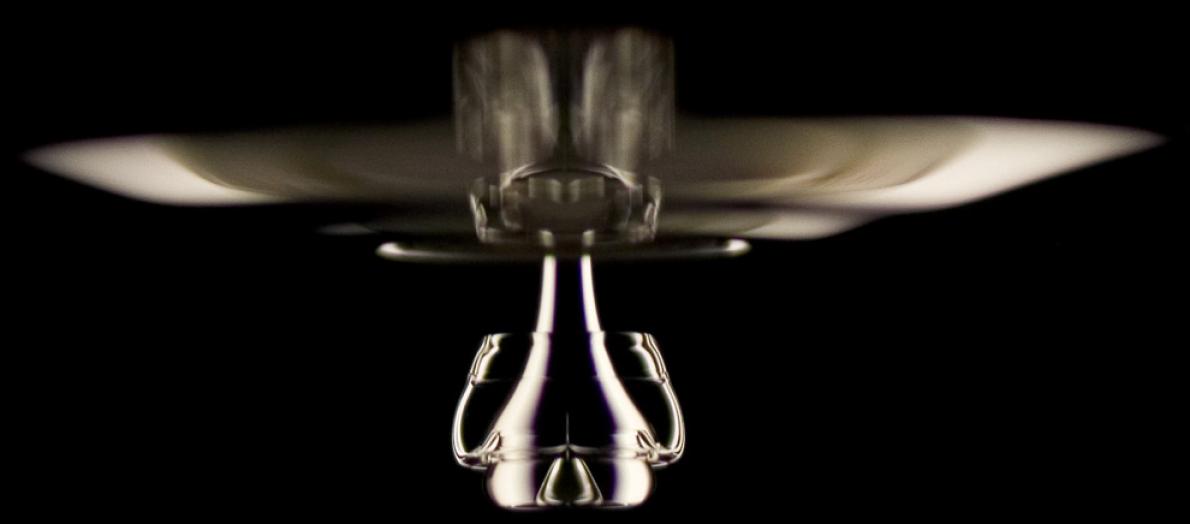 "Wine Glass" Droplet