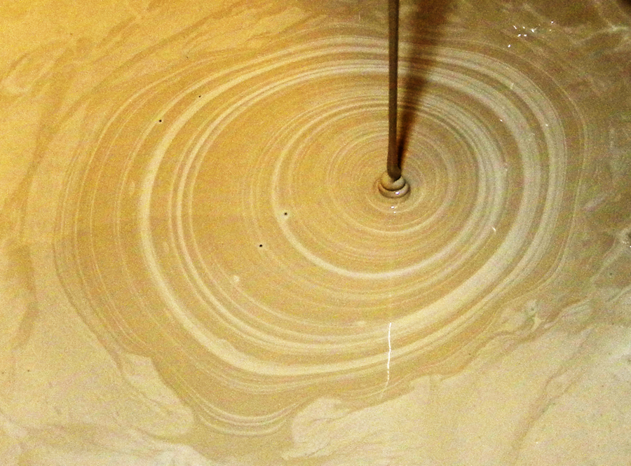 Porcelain slip (kaolin, water, sodium citrate) is a shearthickening